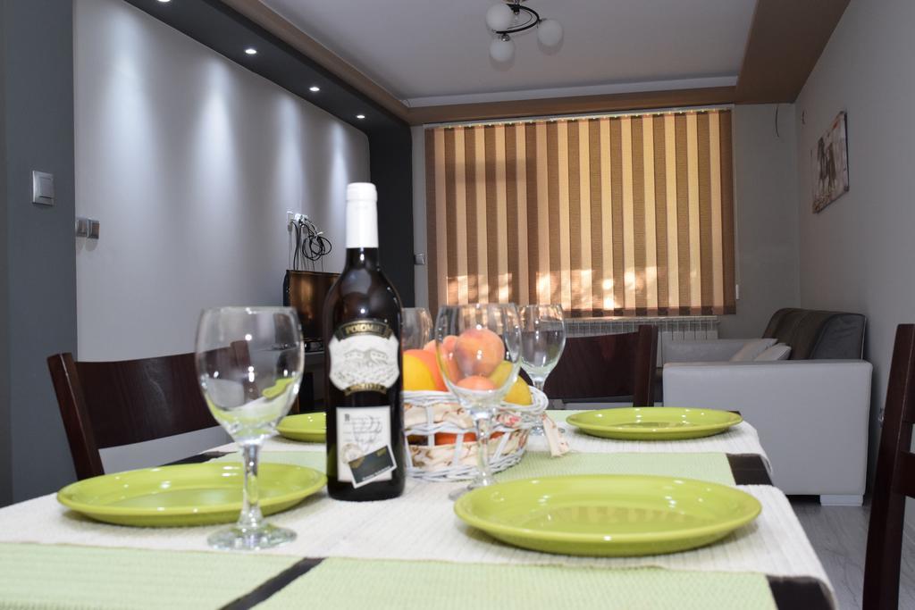 Luxury Apartment Near Varna, Located In Targovishte Bagian luar foto