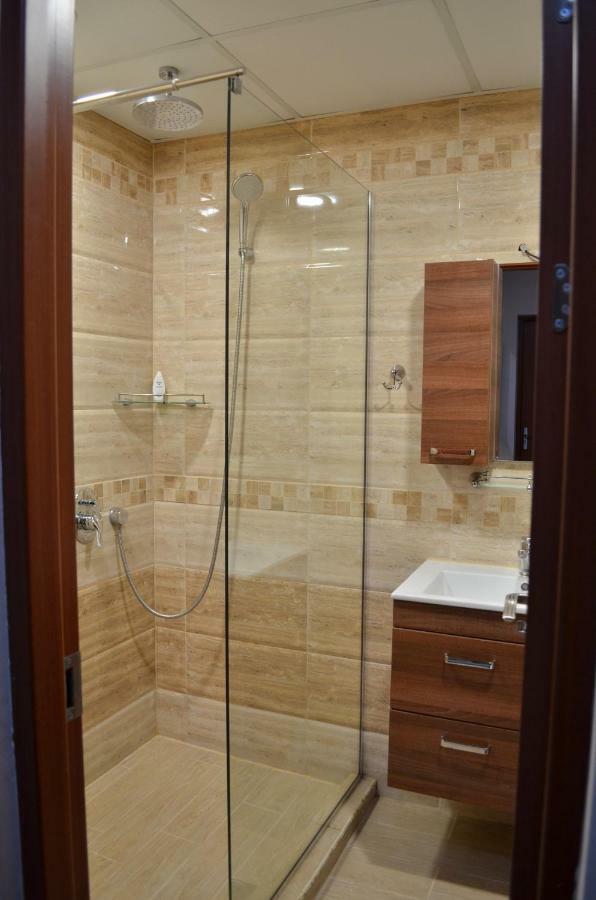 Luxury Apartment Near Varna, Located In Targovishte Bagian luar foto