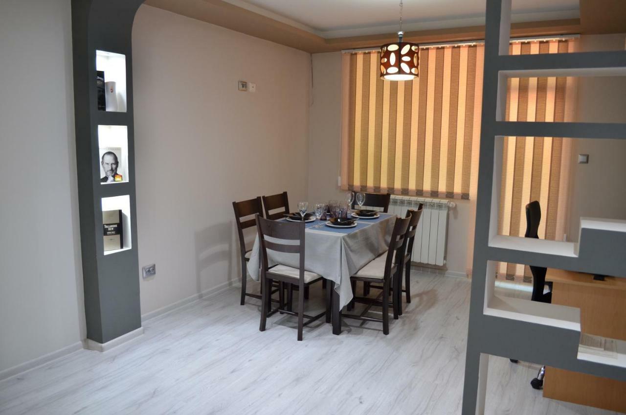 Luxury Apartment Near Varna, Located In Targovishte Bagian luar foto